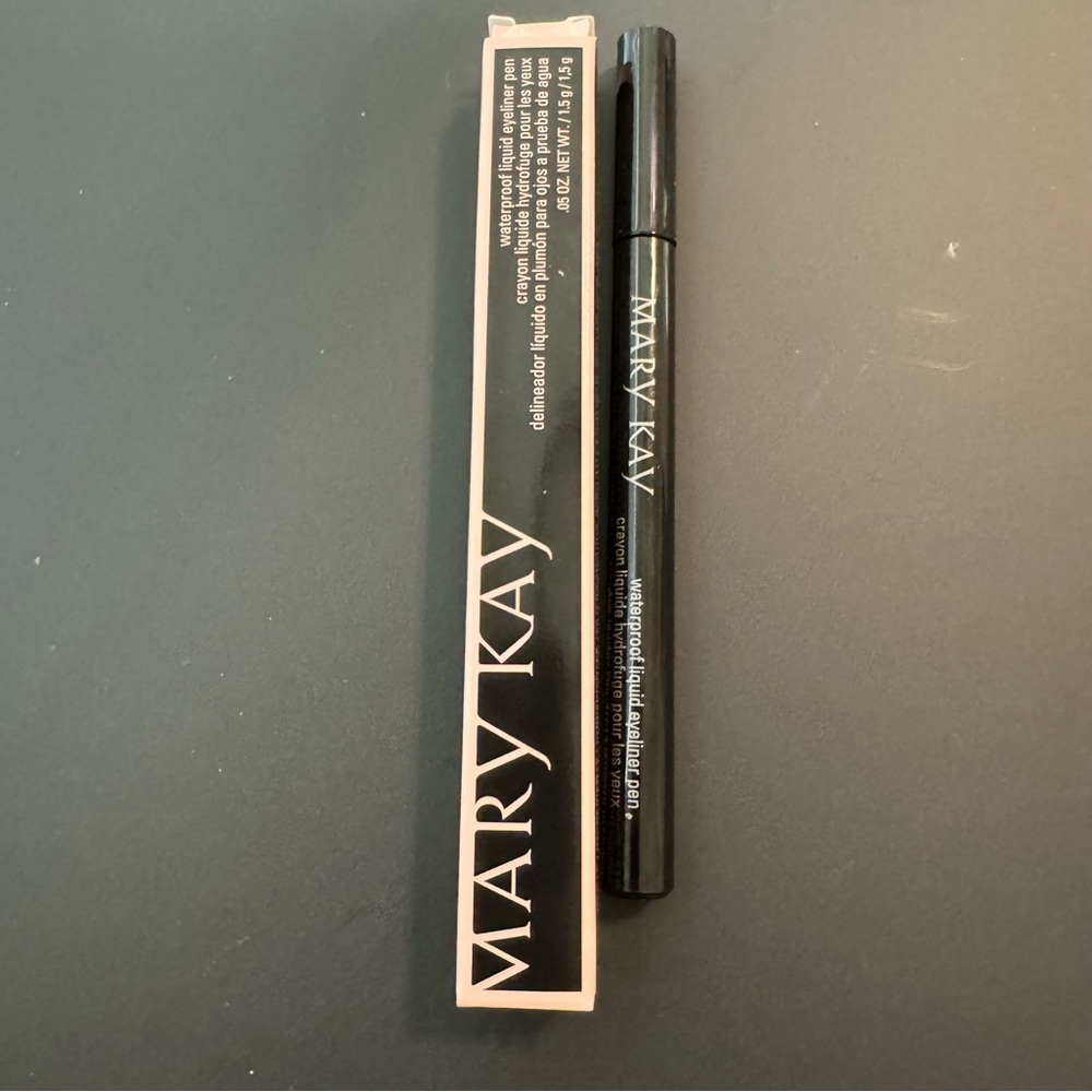 NIB Mary Kay Waterproof Liquid Eyeliner Pen